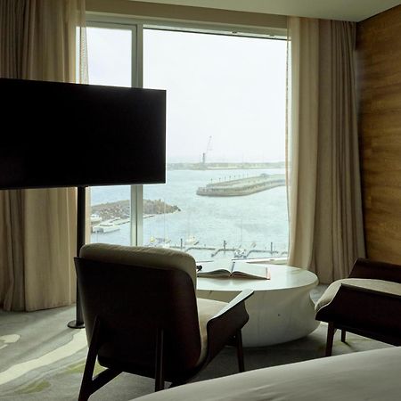 Hotel Octant Ponta Delgada Exterior foto A room at the hotel