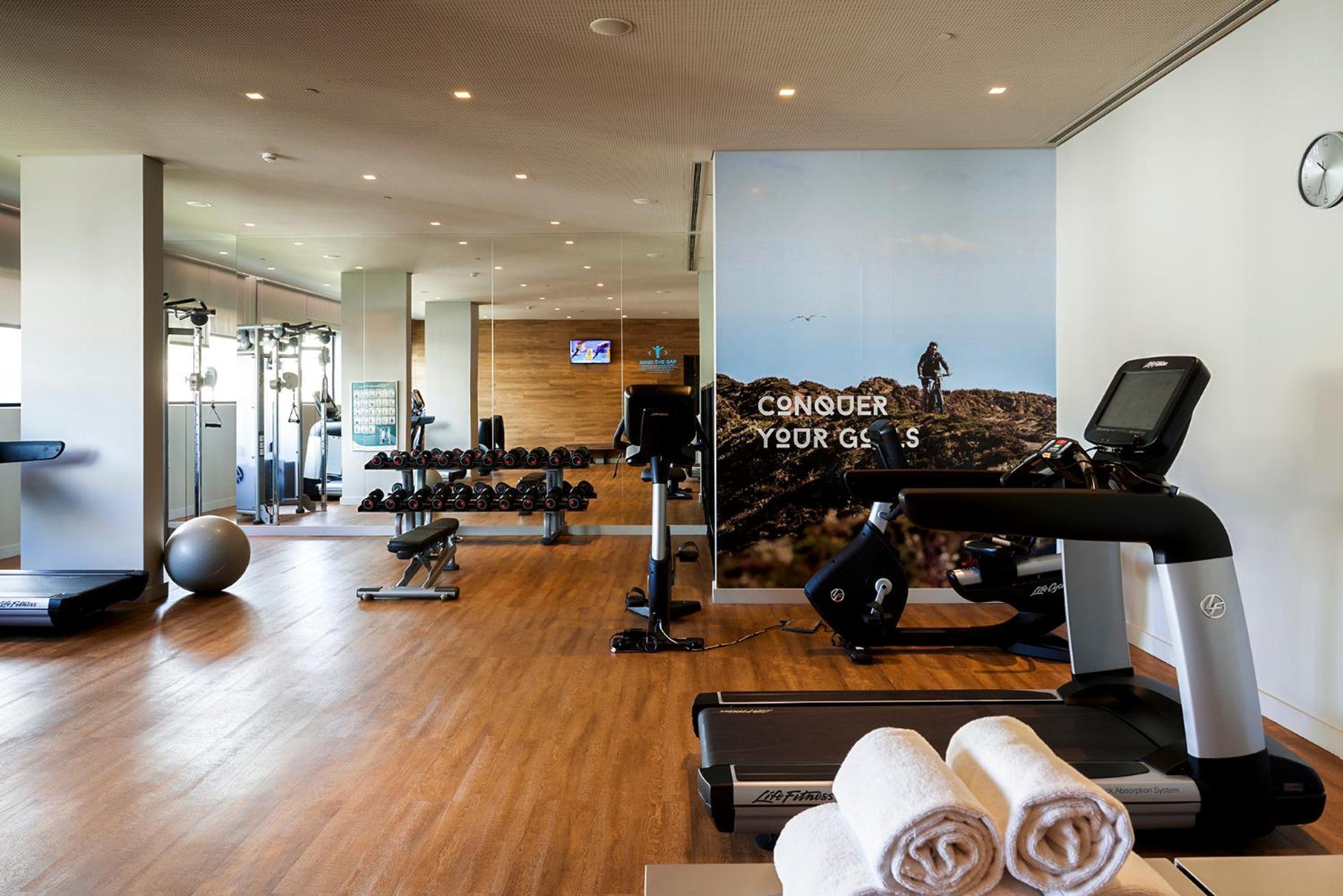 Hotel Octant Ponta Delgada Exterior foto The gym at the hotel