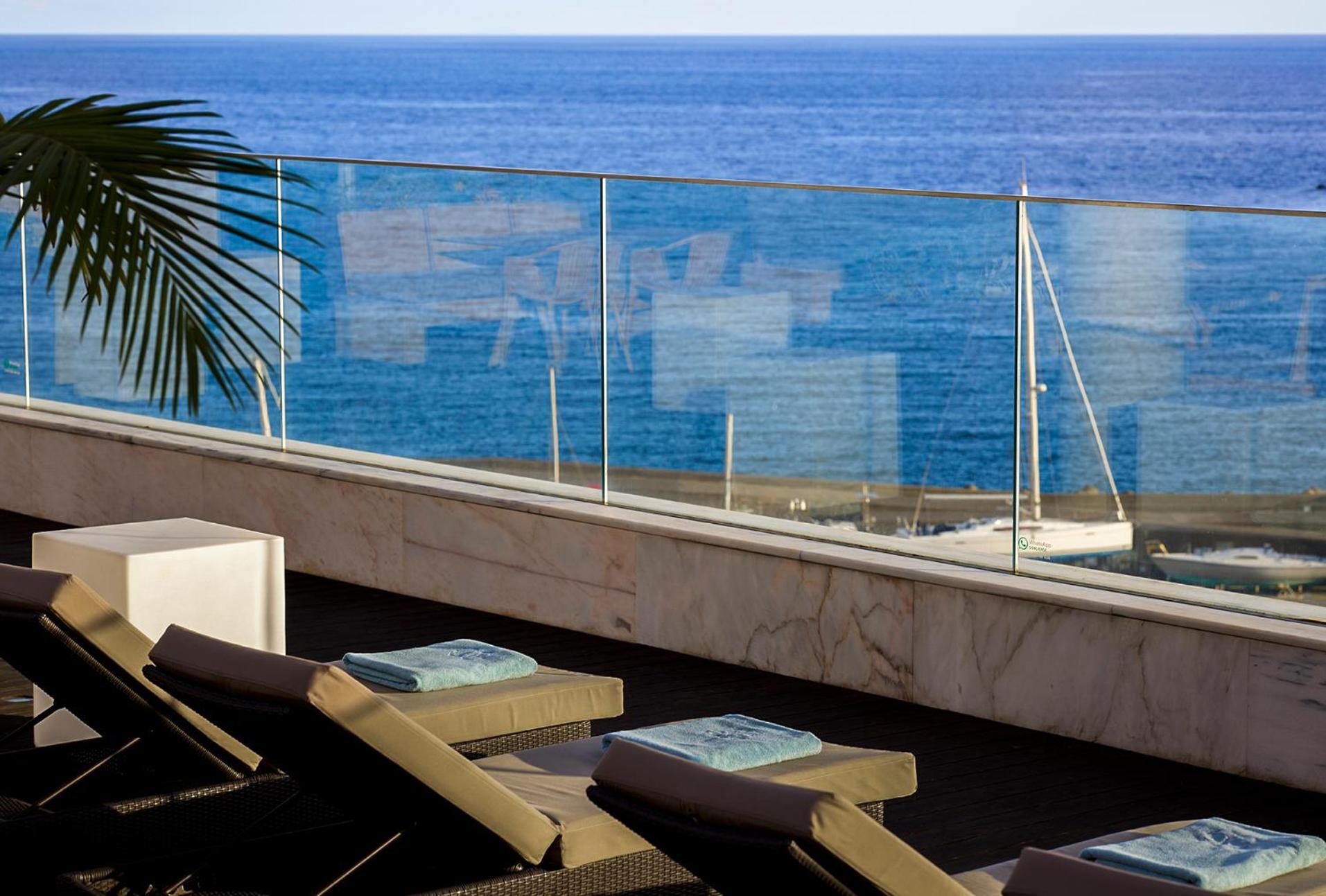 Hotel Octant Ponta Delgada Exterior foto View from the rooftop