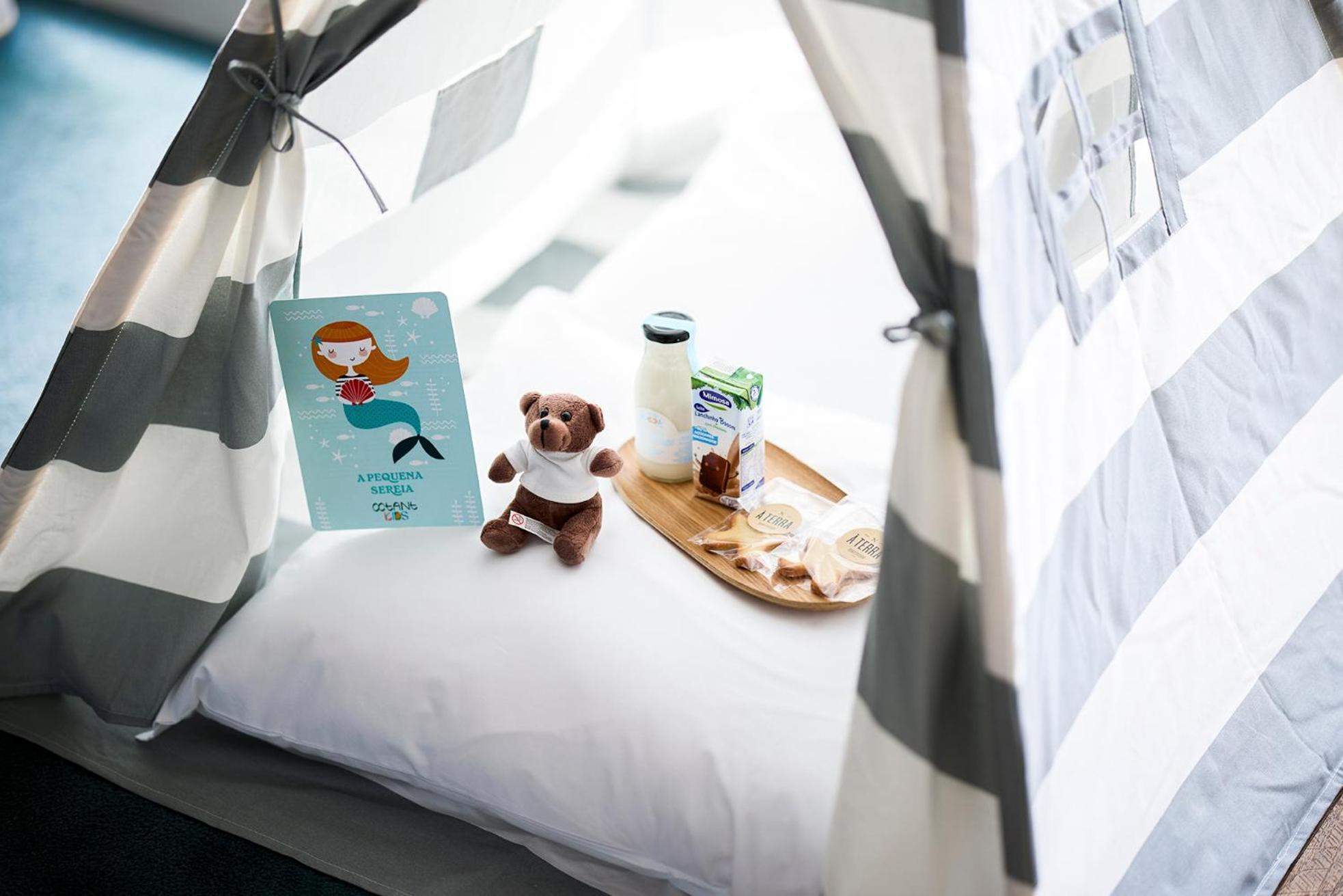 Hotel Octant Ponta Delgada Exterior foto The interior of a Baby Haven