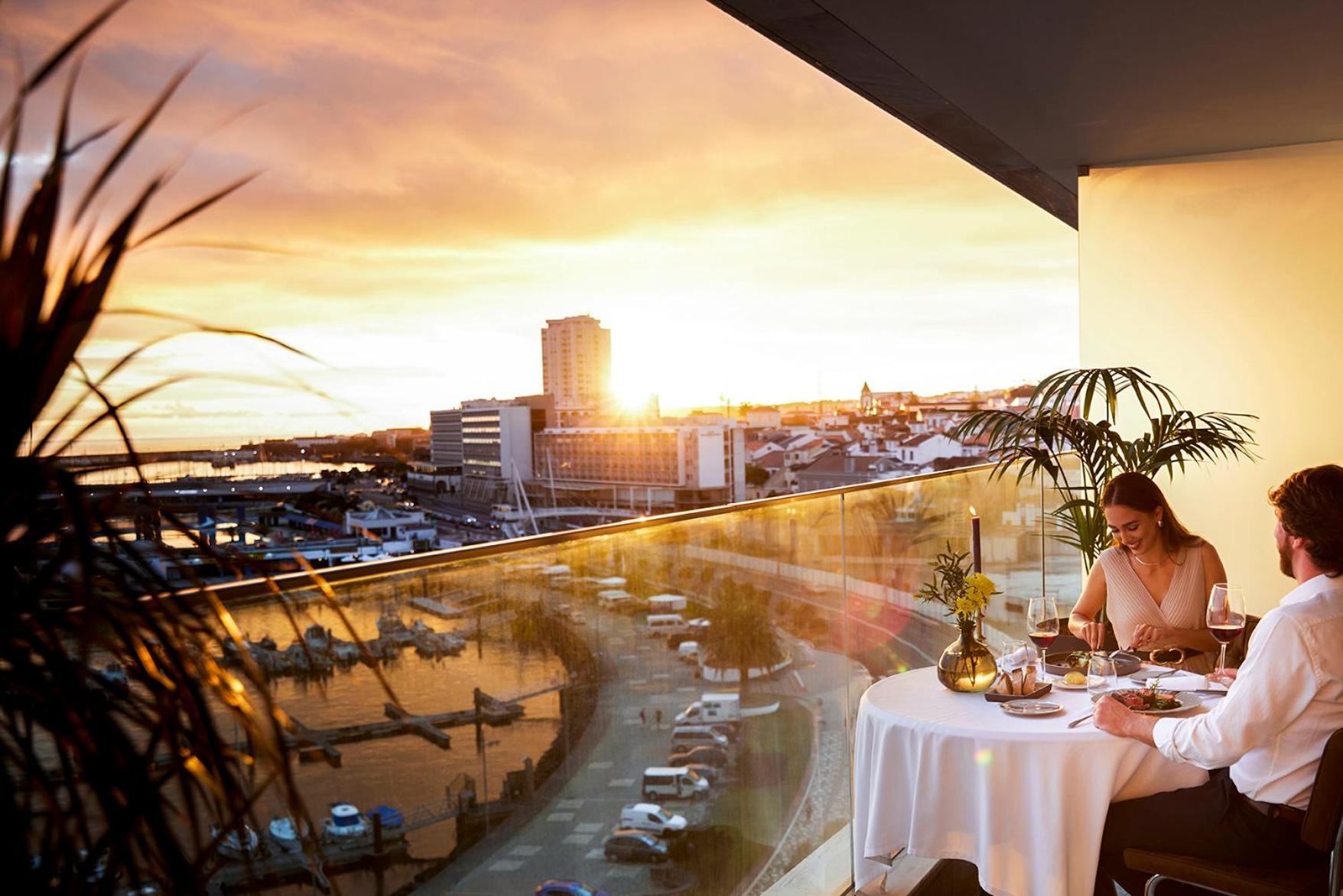 Hotel Octant Ponta Delgada Exterior foto View from the hotel