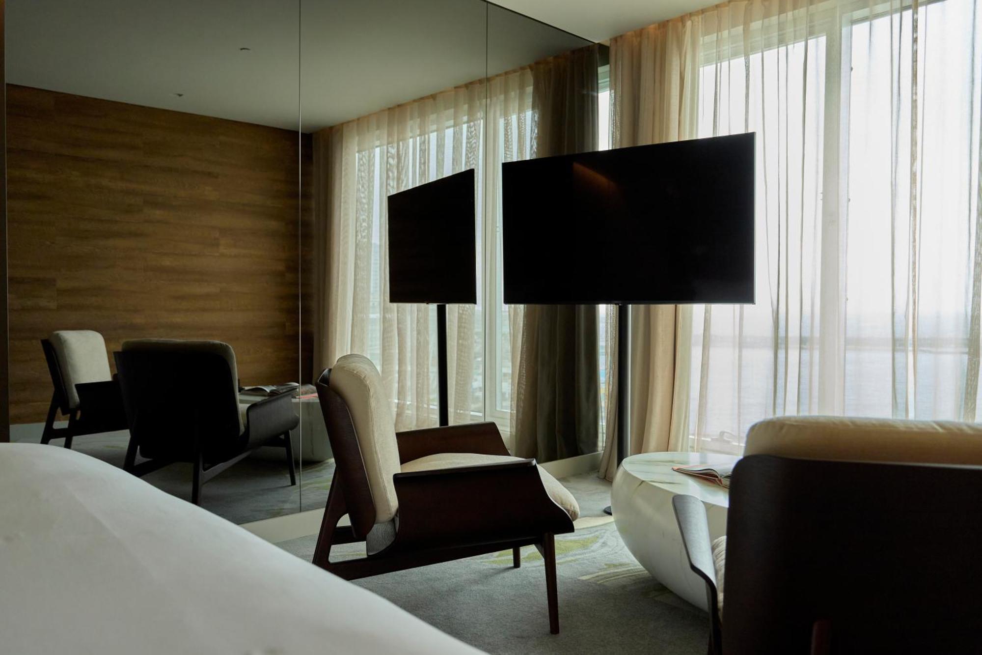 Hotel Octant Ponta Delgada Exterior foto A suite at the hotel